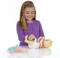 Baby Alive Tea ‘n Sparkles Baby Pretend Play Doll, Color-Changing Tea Set, Doll Accessories, Drinks, Wets (Assortment Styles) -Cuddle House Toys Shop BabyAliveLil SipsBabyHasaTeaPartyDoll Blonde 3