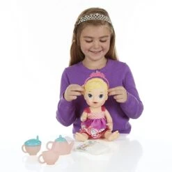 Baby Alive Tea ‘n Sparkles Baby Pretend Play Doll, Color-Changing Tea Set, Doll Accessories, Drinks, Wets (Assortment Styles) -Cuddle House Toys Shop BabyAliveLil SipsBabyHasaTeaPartyDoll Blonde 7
