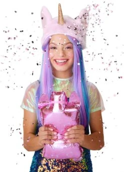 Na Na Na Surprise 2-in-1 Fashion Doll And Sparkly Sequined Purse Sparkle Series – Daria Duckie, 7.5" Raincoat Doll (packaging May Vary) -Cuddle House Toys Shop NaNaNaSurprise2 in 1FashionDollandSparklySequinedPurseSparkleSeries DariaDuckie2