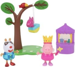 Peppa Pig Piñata Party Birthday Party Playset, 5 Pieces - Includes Peppa & Pedro Figures, Pinata, Puppet Show & Tree - Ages 2+