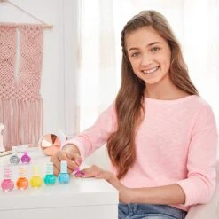 Three Cheers For Girls - Rainbow Bright Nail Polish Days Of The Week - Nail Polish Set For Girls & Teens - Includes 7 Colors - Non-Toxic -Cuddle House Toys Shop ThreeCheersforGirls RainbowBrightNailPolishDaysoftheWeek4