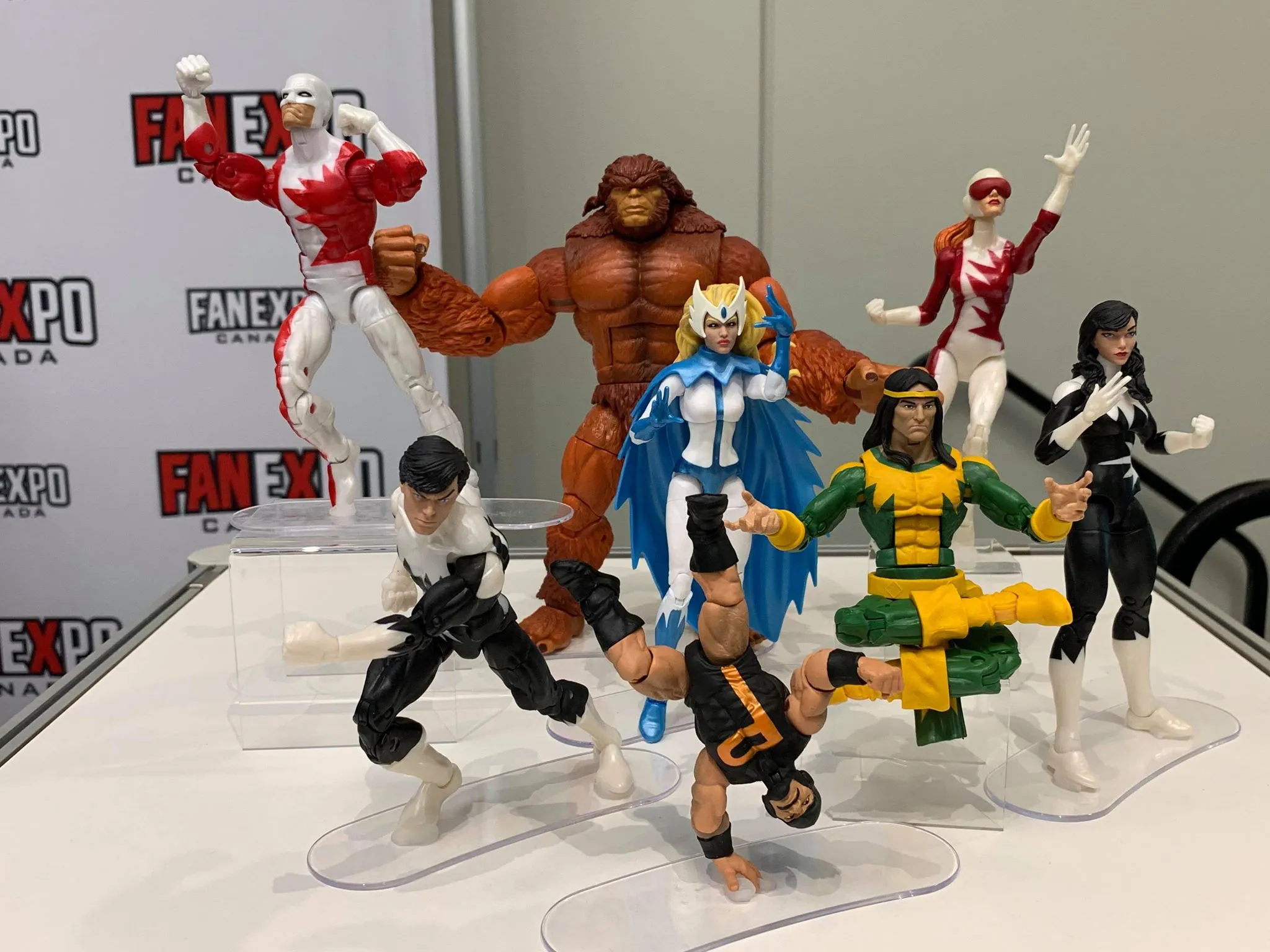 Cuddle House Toys Shop -Cuddle House Toys Shop Hasbro Marvel Legends Canada Fan Expo Alpha Flight Reveal 02